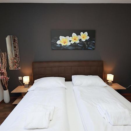Apartment Mark By Four Seasons Apartments Капрун Екстериор снимка